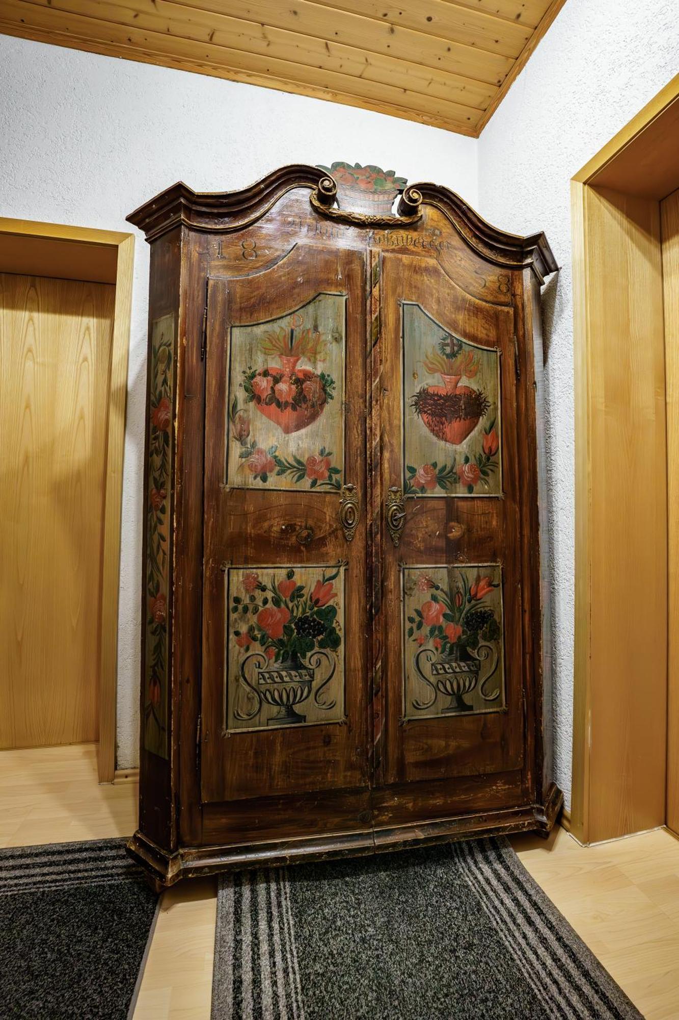 Landgasthof Ochsen ネーレスハイム エクステリア 写真