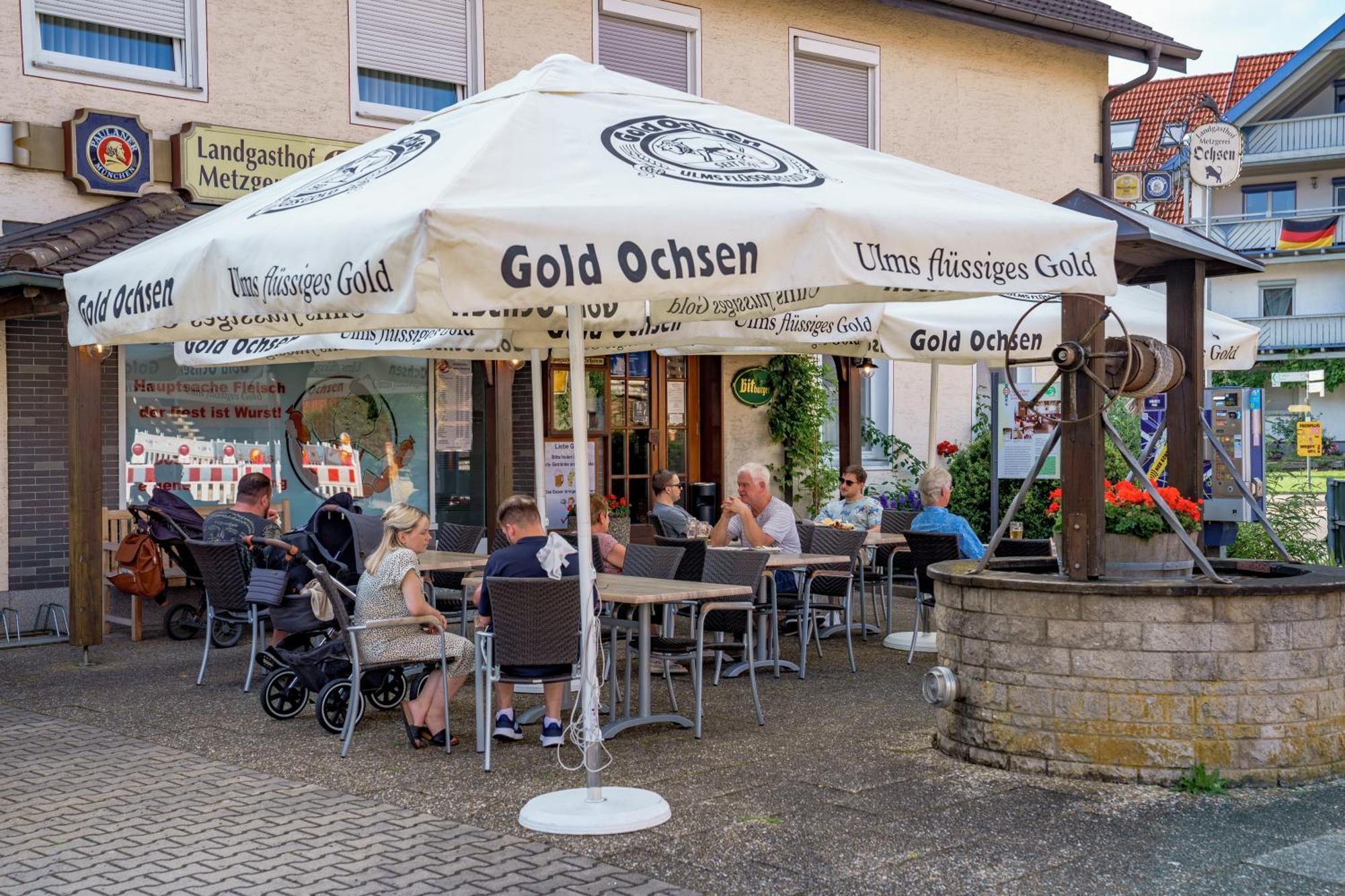 Landgasthof Ochsen ネーレスハイム エクステリア 写真